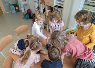 Děti z přípravky překonaly první obavy a učí se poznávat svět