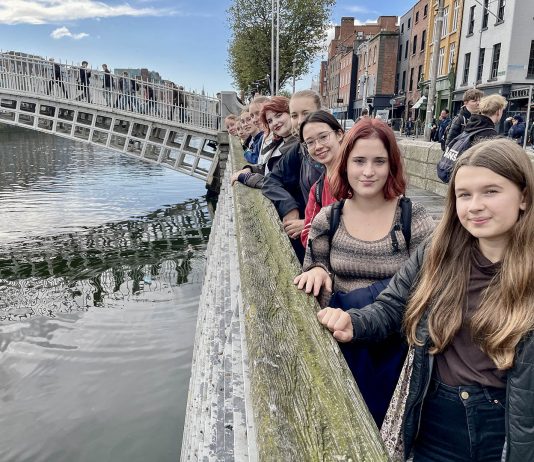 Co se děje na dobříšském gymnáziu