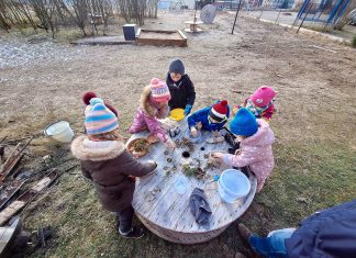 Zápis ve Scioškole jako výprava do džungle
